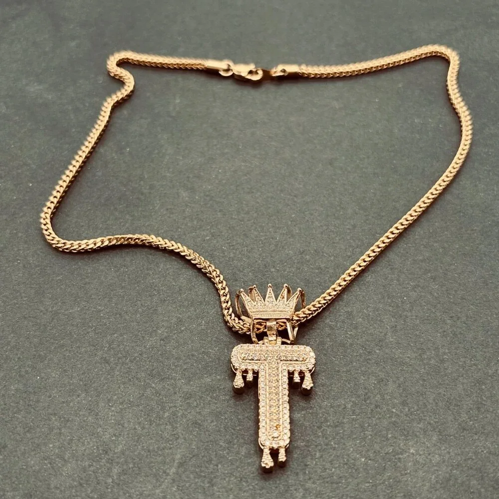 Hermosa Letter T Necklace - Picture 3 of 3
